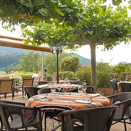 Le Domaine De Falgos Golf & Saint-Laurent-de-Cerdans